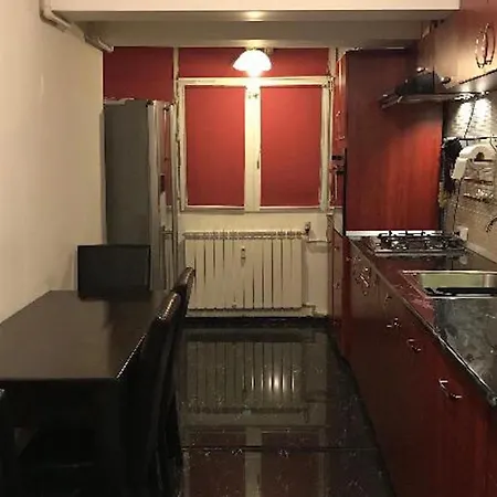 Meridian Apartment *