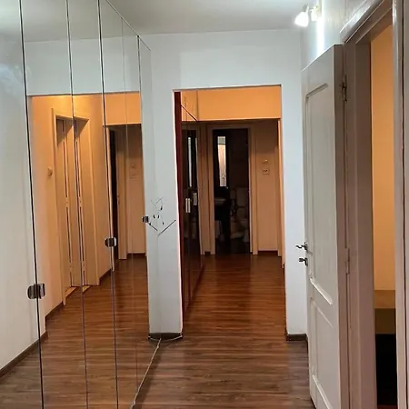 Apartment 公寓
