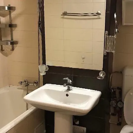 公寓 Apartment *
